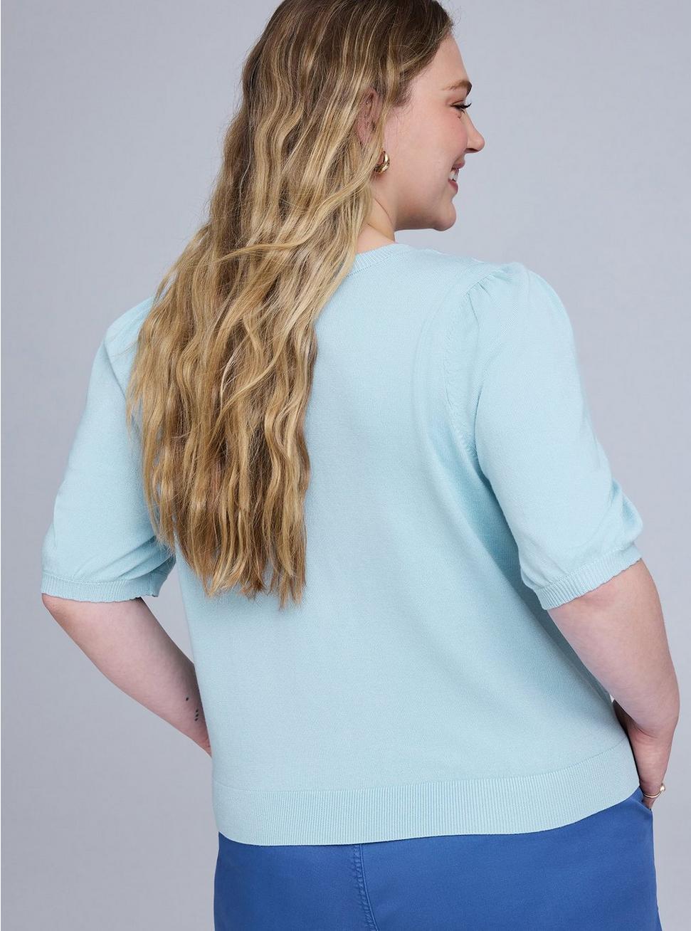 Belle Isle Scalloped Cardi Product Image