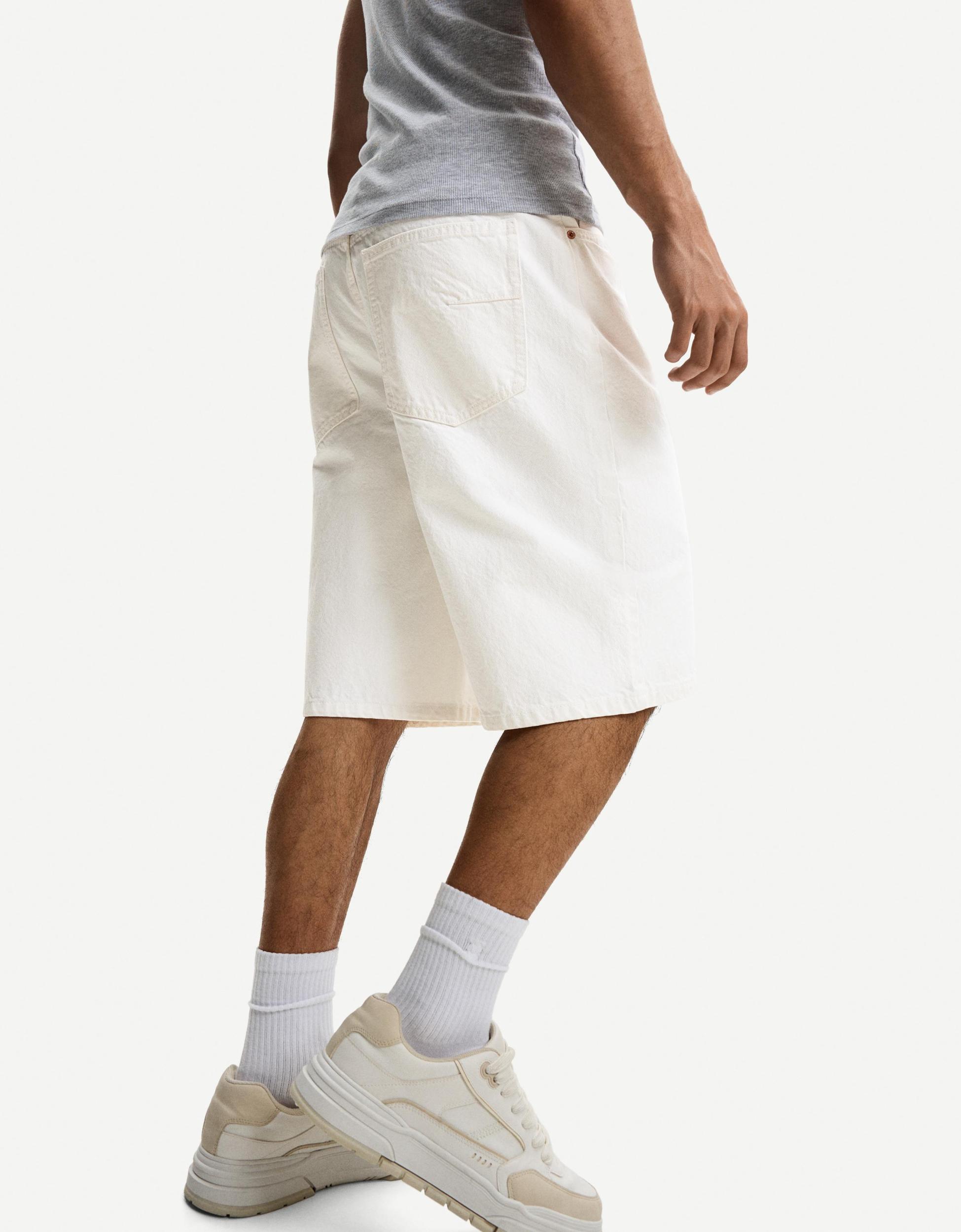 Baggy denim Bermuda shorts Product Image