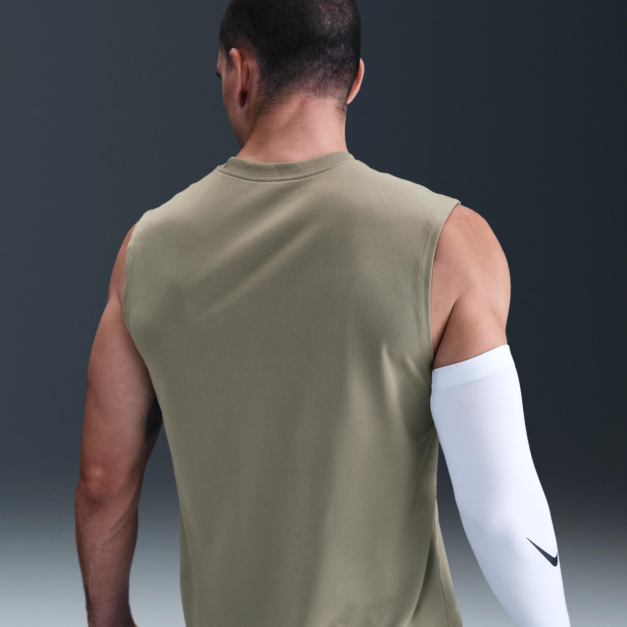 Nike Men's Dri-FIT Legend Sleeveless Fitness T-Shirt Product Image