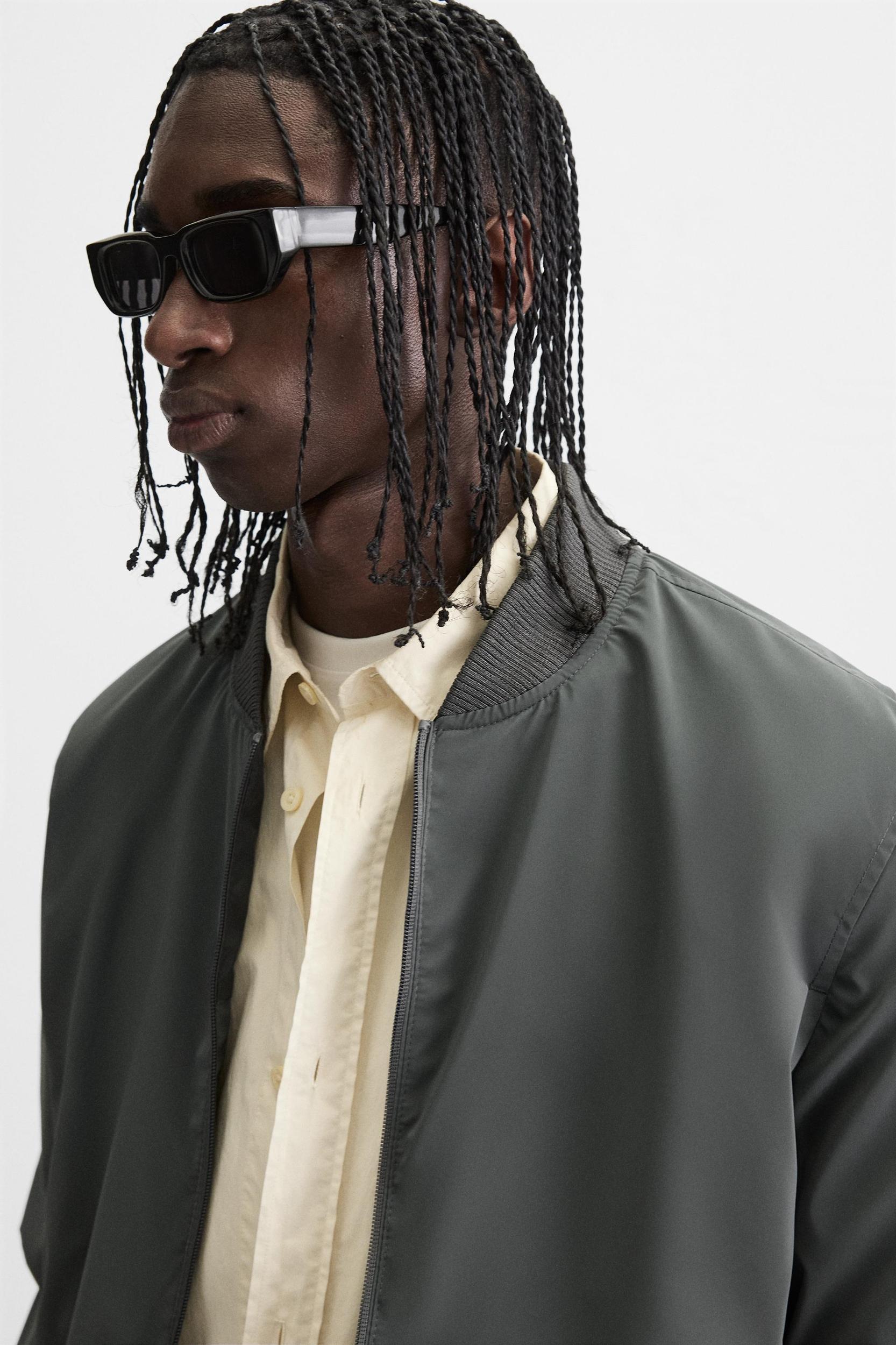 LIGHTWEIGHT BOMBER JACKET Product Image