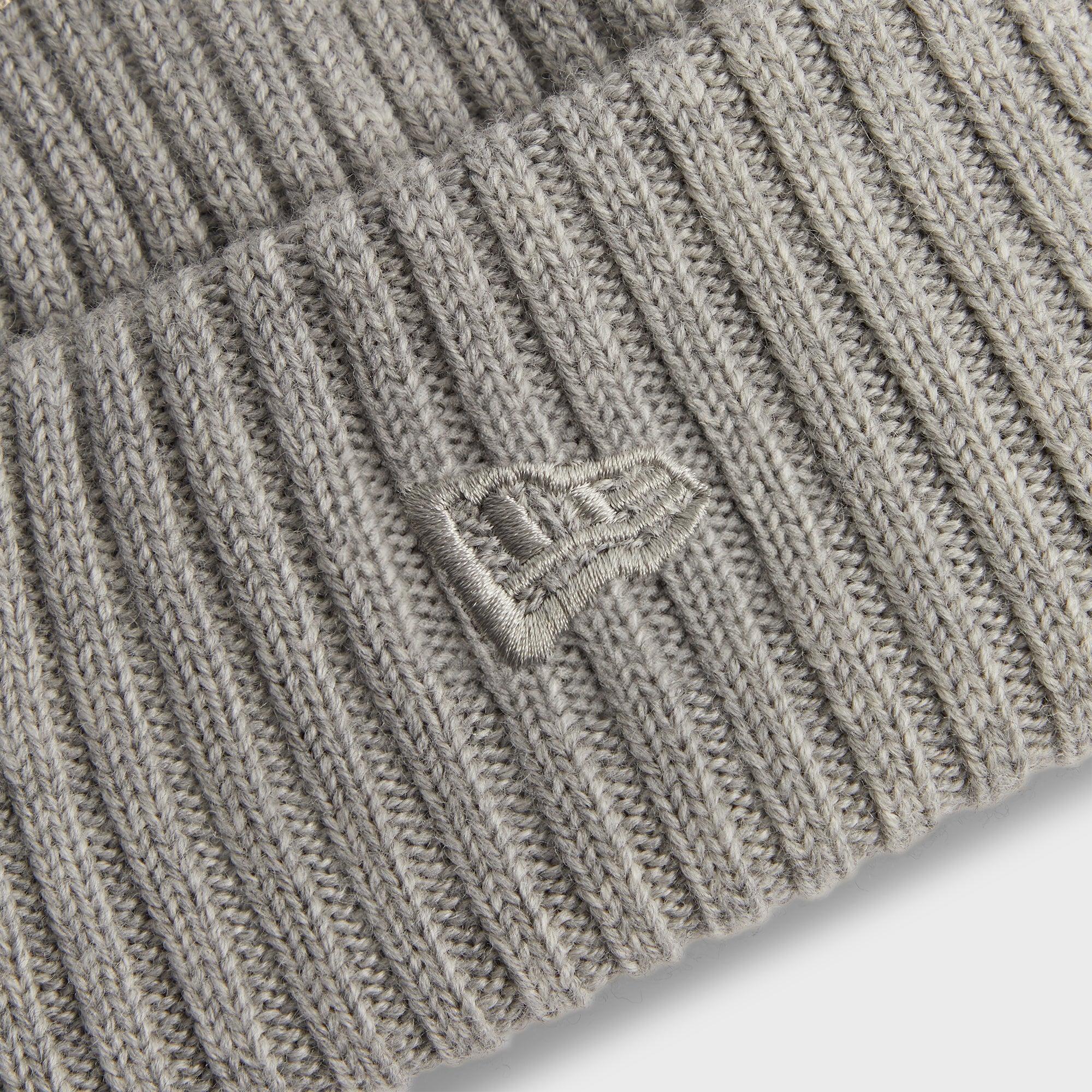 Kith & New Era for the New York Knicks Logo Beanie - Light Heather Grey Male Product Image