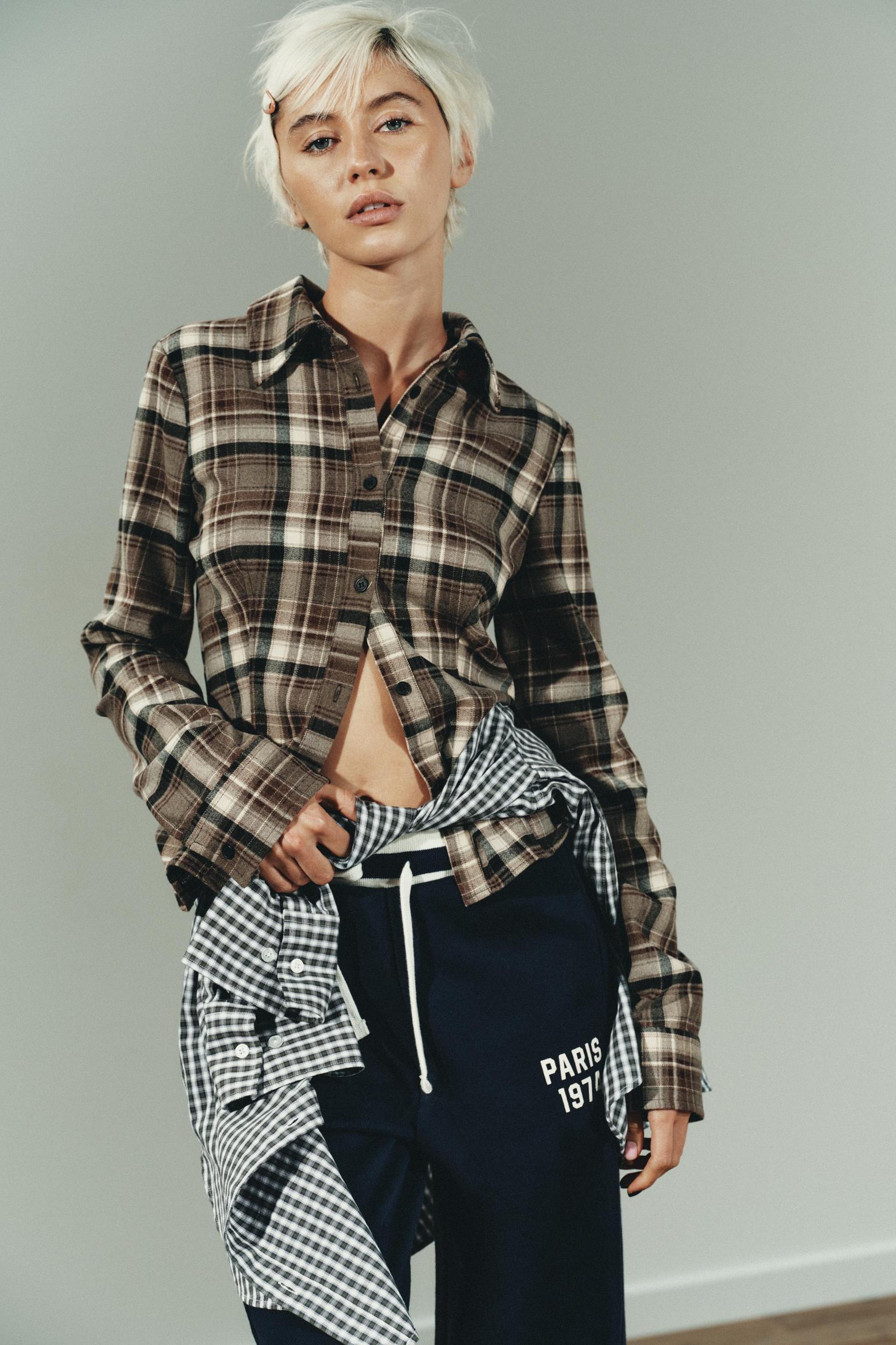 FITTED PLAID SHIRT Product Image