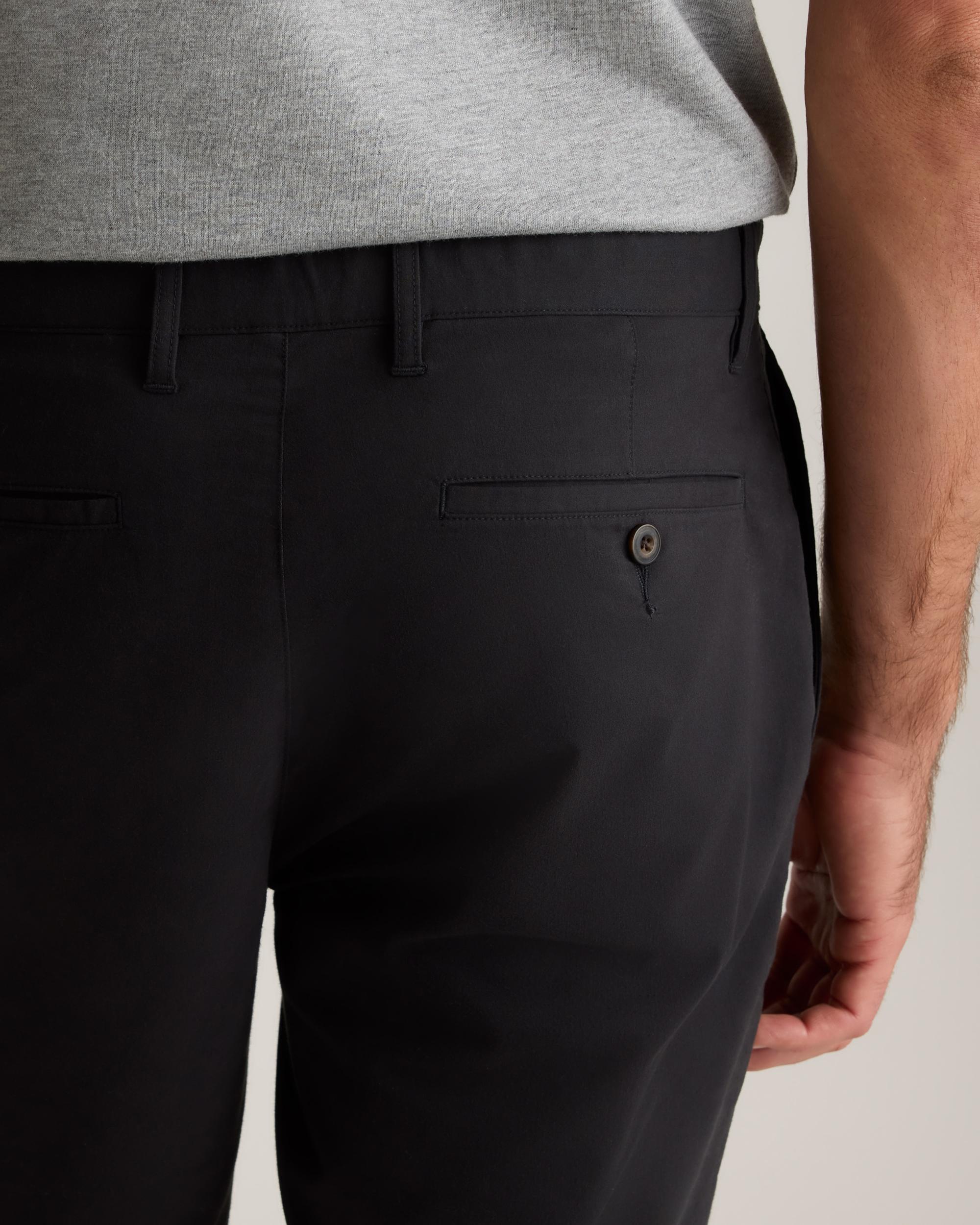 Quince | Men's Coolmax® Chino Shorts 9" Organic Cotton Product Image