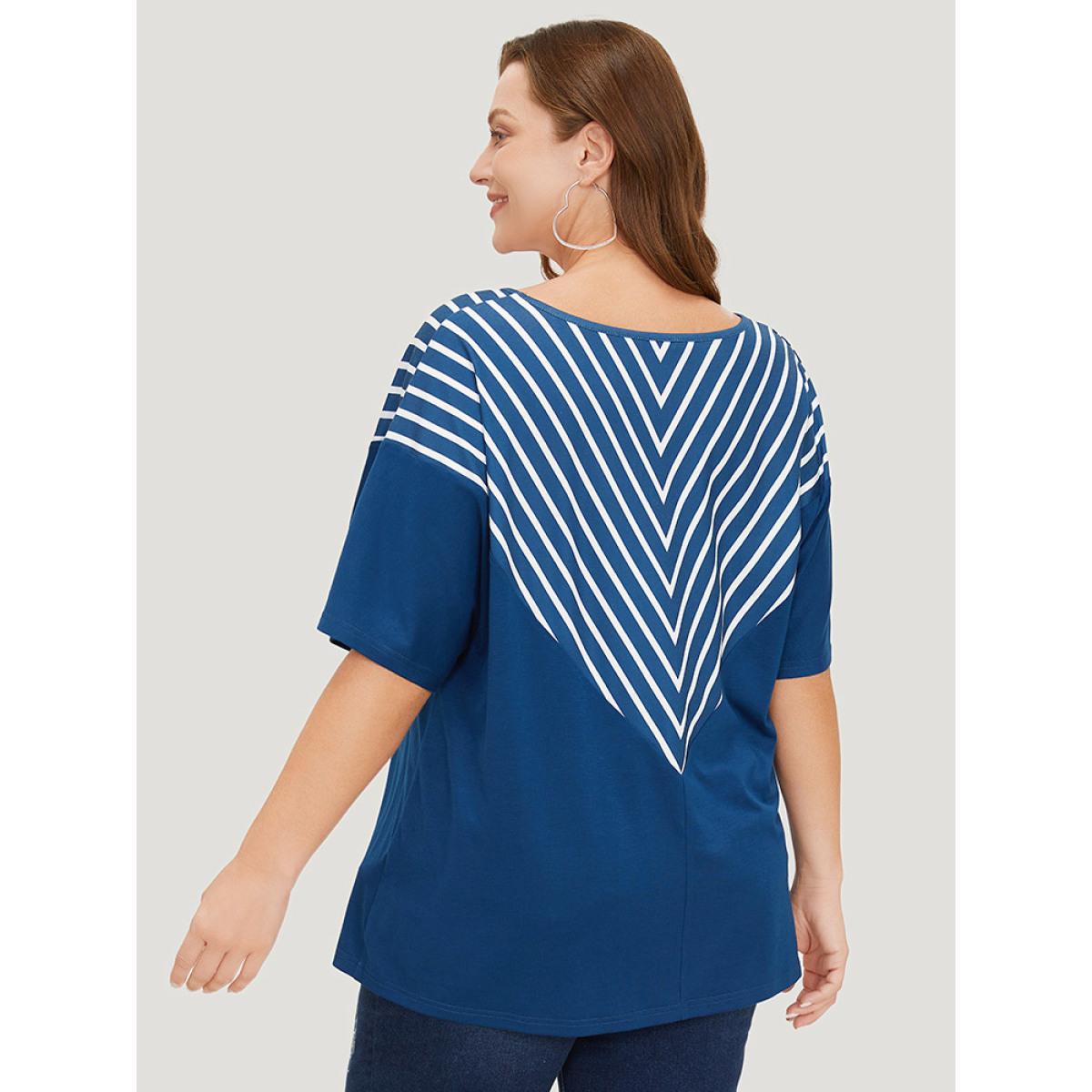 Plus Size Striped V Neck Batwing Sleeve Geometric T-shirt DarkBlue Women Casual Geometric V-neck Dailywear T-shirts BloomChic 26/4X Product Image