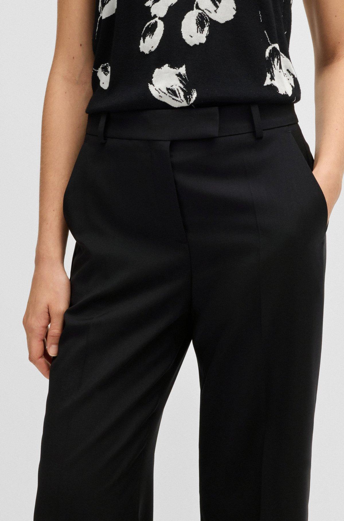 Straight-leg trousers in wool Product Image