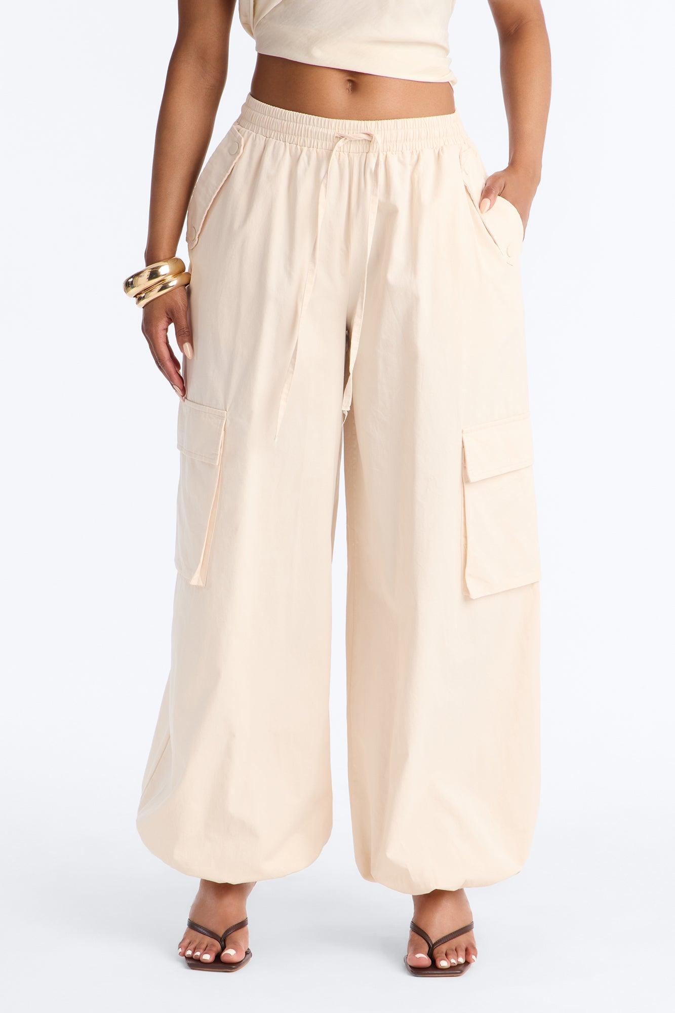 Off Duty Twill Cargo Jogger Pant 31″ - Cream Female Product Image