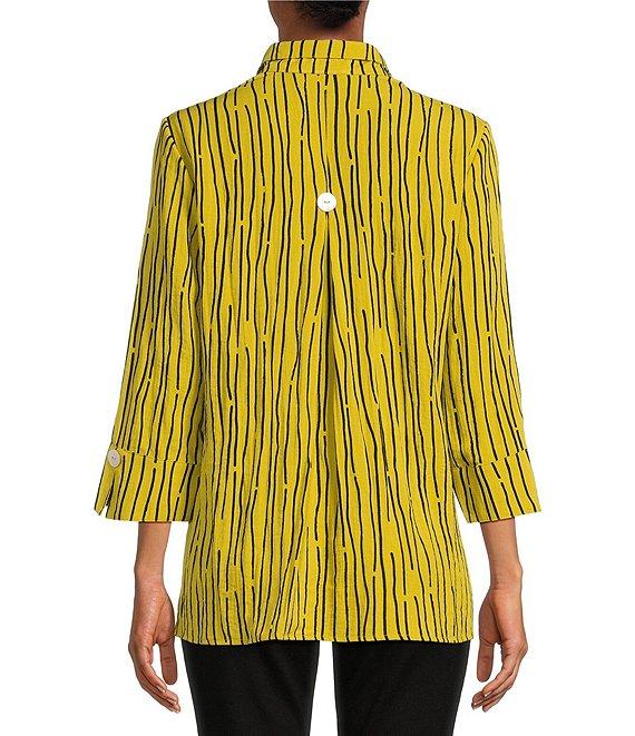 Ali Miles Crinkle Woven Abstract Stripe Wire Collar 3/4 Sleeve Button Front Tunic Product Image