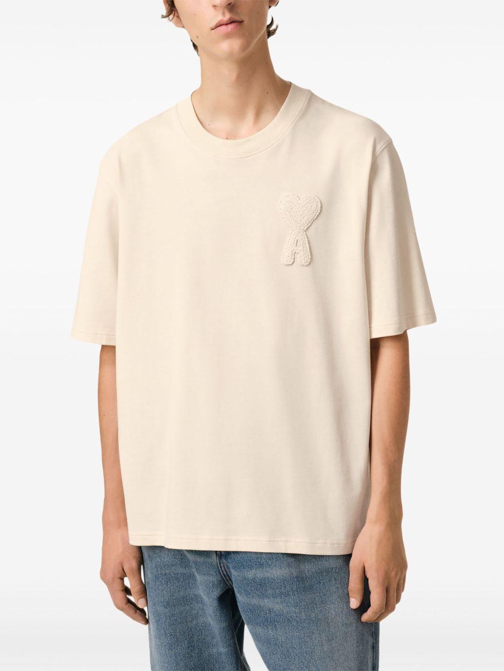 Ami de Coeur patch T-shirt Product Image