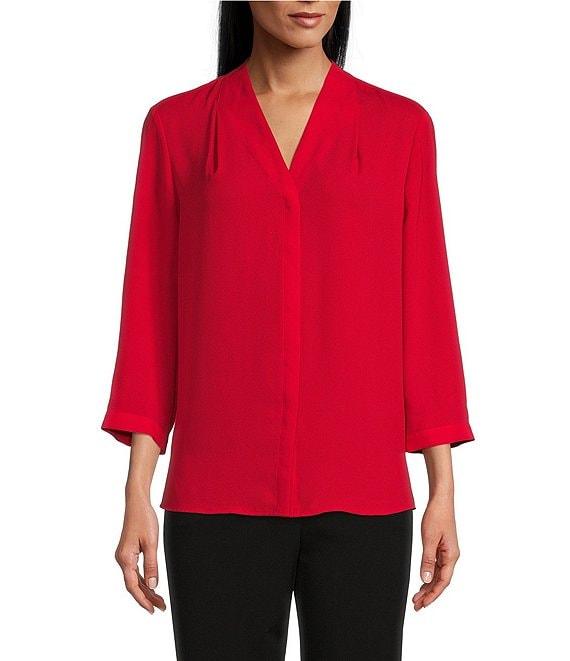 Investments Caroline Signature V-Neck 3/4 Sleeve Button Front Top Product Image