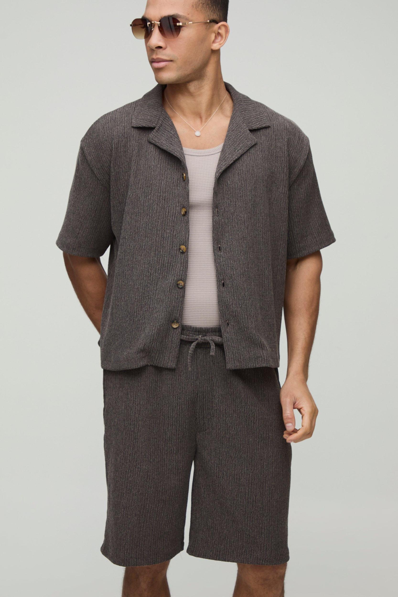 Crinkle Oversized Boxy Revere Shirt & Relaxed Mid Length Short | boohooMAN USA Product Image