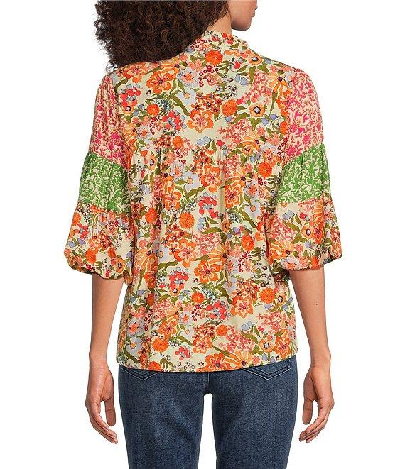 Tru Luxe Jeans Floral Split V-Neck 3/4 Sleeve Woven Challis Blouse Product Image